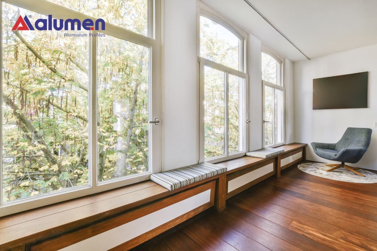 Nhôm Xingfa hệ 55 Alumen cam kết chính hãng, chất lượng cao, gia công tỉ mỉ và đồng bộ.