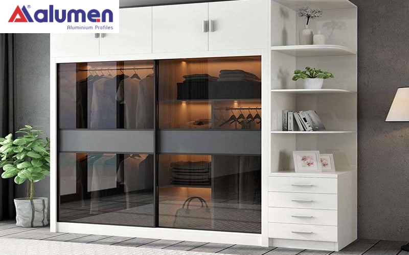 Tủ quần áo mở lùa giúp tiết kiệm tối đa không gian phòng ngủ