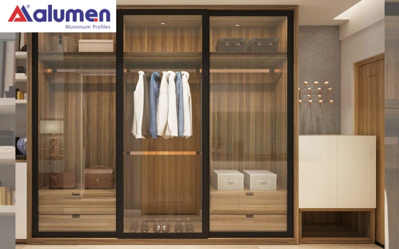 Mẫu tủ quần áo nhôm kính trong hiện đại, sang trọng