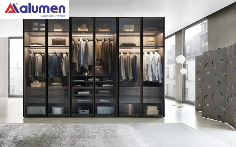 Giá bán của tủ quần áo nhôm cánh kính Alumen phụ thuộc vào rất nhiều yếu tố