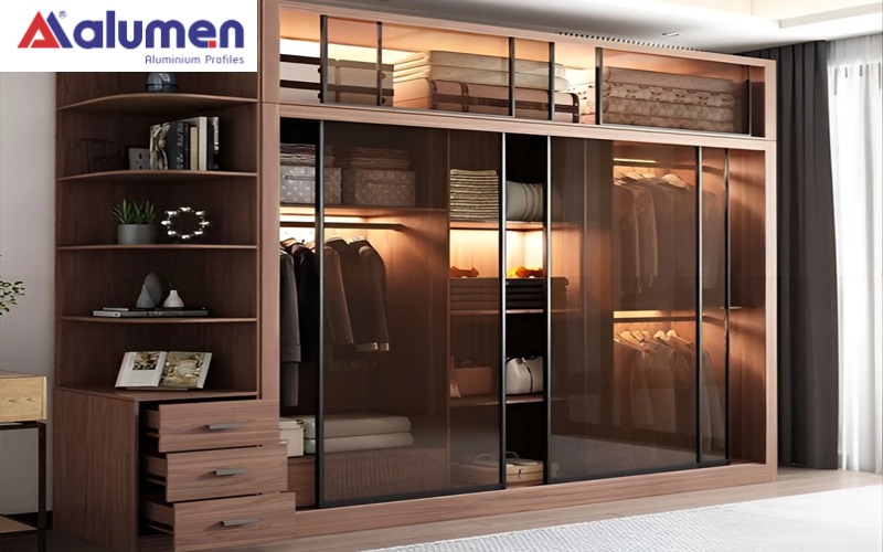 Tủ quần áo mở lùa giúp tiết kiệm tối đa không gian phòng ngủ