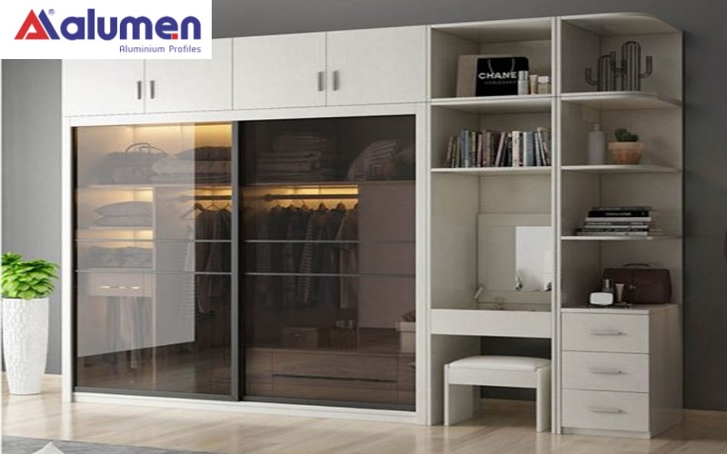 Tủ quần áo mở lùa giúp tiết kiệm tối đa không gian phòng ngủ