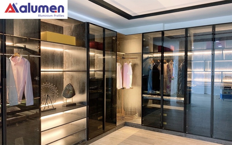 Mẫu tủ quần áo nhôm kính trong hiện đại, sang trọng