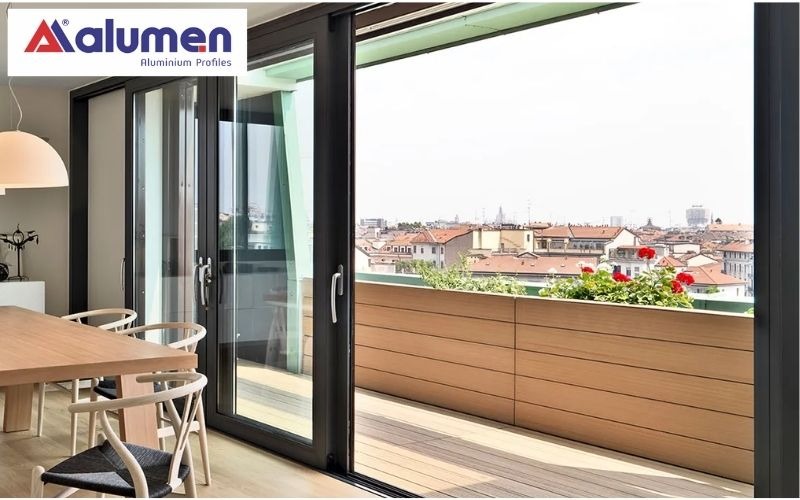 Tổng hợp các mẫu cửa chính nhôm kính trượt lùa 4 cánh hot nhất 2024
