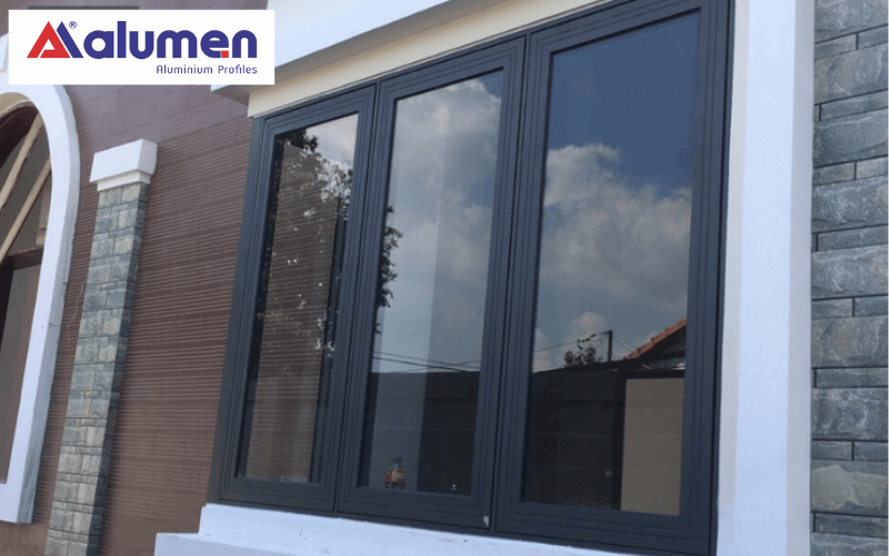 Tổng hợp mẫu cửa sổ nhôm kính mở quay 3 cánh thịnh hành