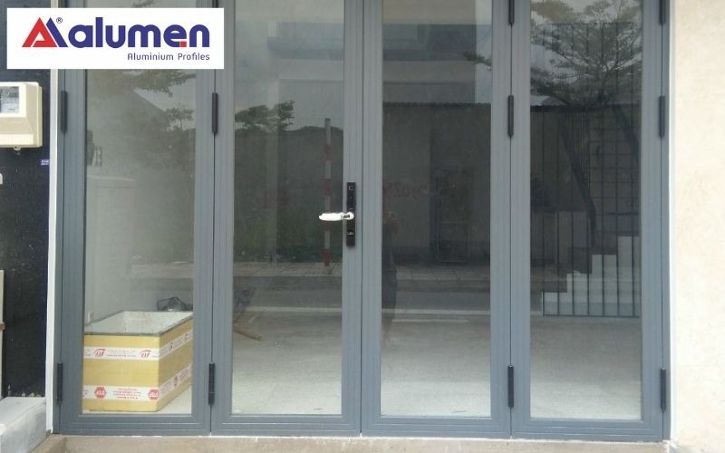 Mẫu cửa nhôm Xingfa 4 cánh mở quay dành cho công trình có diện tích dưới 80m2