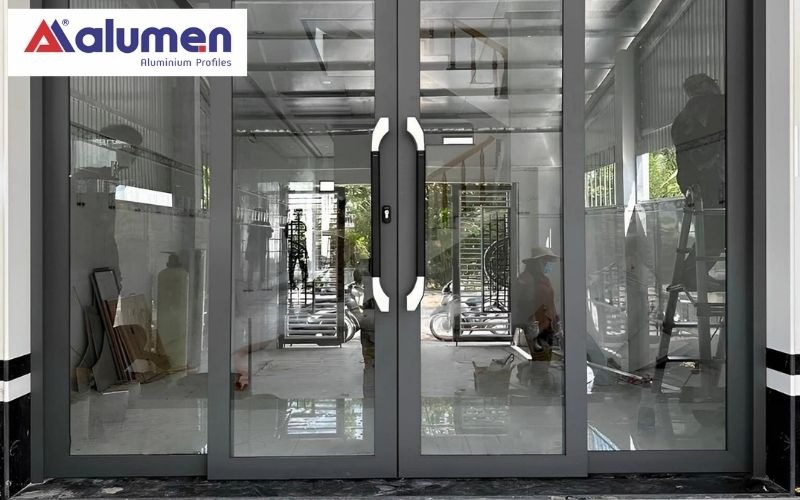 Mẫu cửa nhôm Xingfa 4 cánh trượt lùa dành cho gia chủ mệnh Mộc